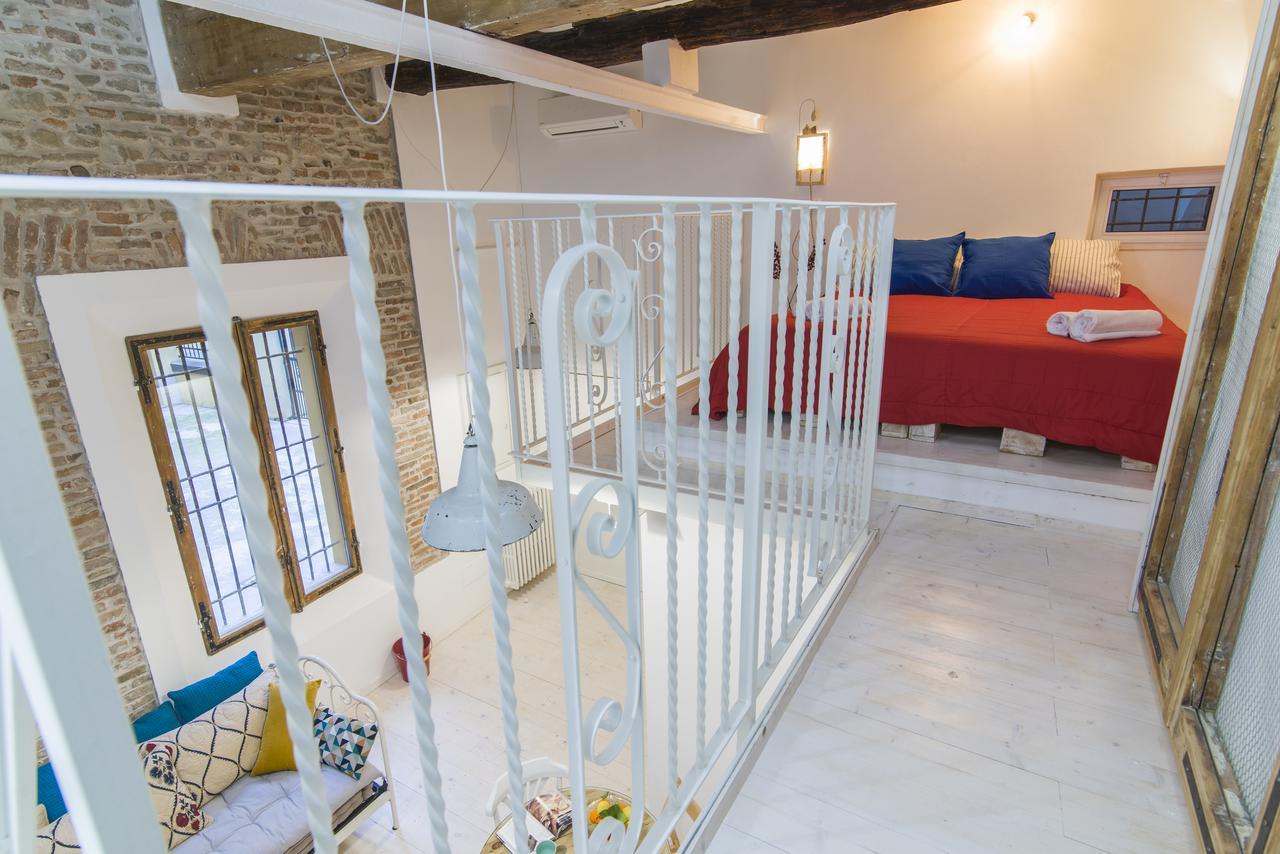 University Loft Apartment โบโลญญา ภายนอก รูปภาพ