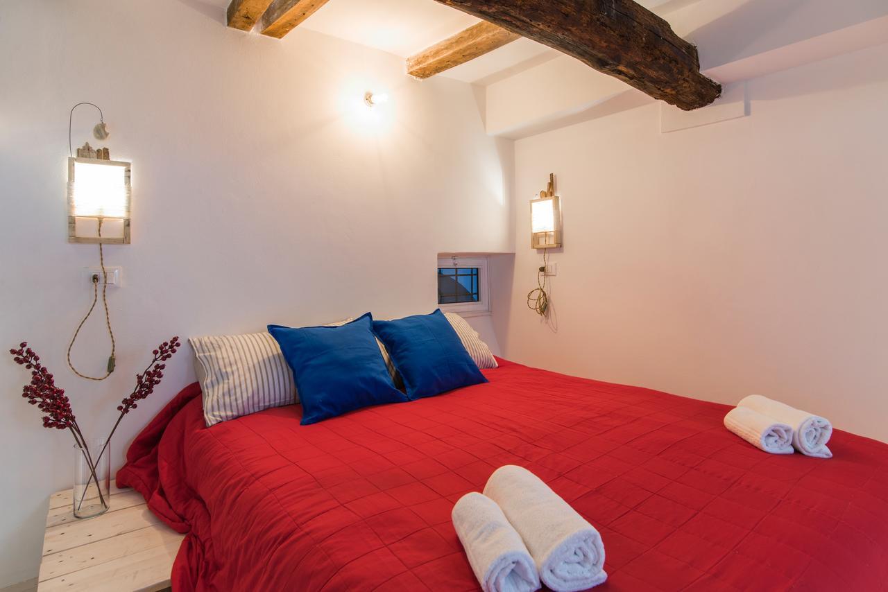 University Loft Apartment โบโลญญา ภายนอก รูปภาพ